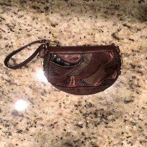 ✨Authentic✨ Coach Wristlet